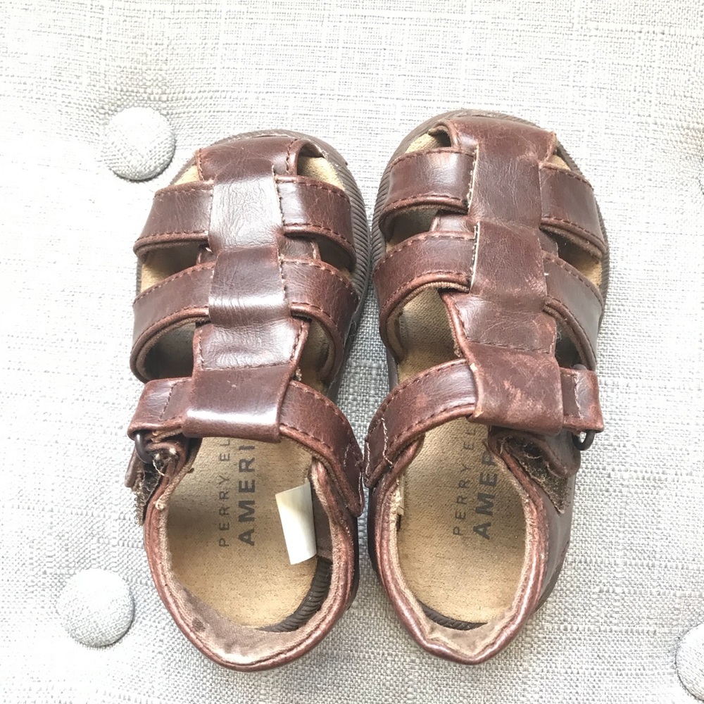 Lightly used toddler boy Perry Ellis sandals